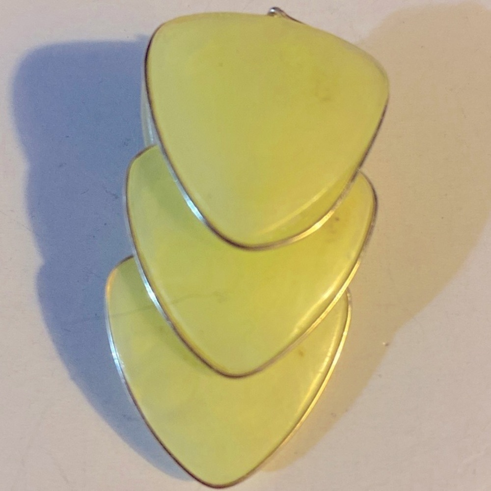 West Germany Earrings, Clip on, Gold tone, Lemon yellow, Vintage, minimalist - Picture 5 of 10
